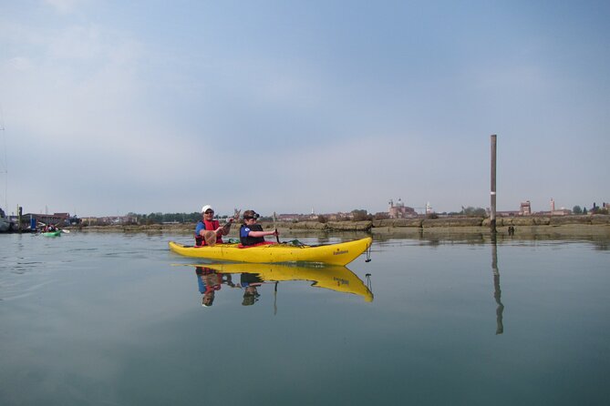 2 Hour Venice Canal Kayak Tour - Premium experience by day - Gear, Photos, and the Take-Home Water Bottle