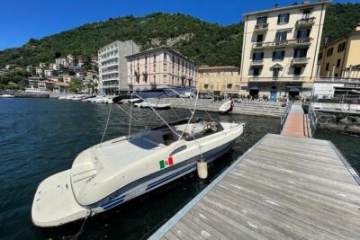 2 Hours Private and Guided Cruise to Lake Como Mostes boat - Meeting at the Como pier: how to avoid the biggest timing headache