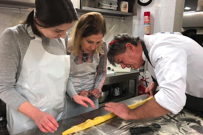 4 - Courses Dinner Interactive Cooking Lesson In Florence - InTavola Meeting Point and What to Expect on Arrival