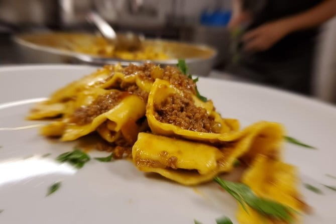 4 - Courses Dinner Interactive Cooking Lesson In Florence - The 3-Hour Flow: How the Four Courses Come Together