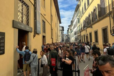 Accademia Gallery Priority Entry Ticket with e-Book - Where You Exchange Your Voucher (And How Not to Waste 30 Minutes)