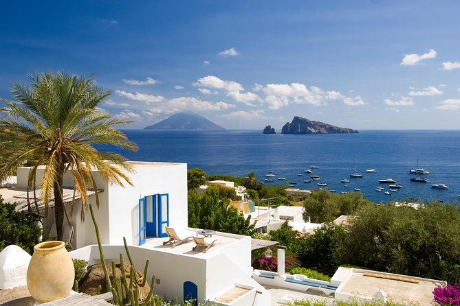 Aeolian Islands Day Trip from Taormina: Stromboli and Panarea - Taormina to Milazzo: the coach ride that sets the rhythm