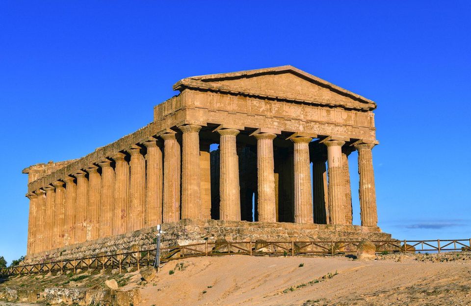 Agrigento: Valle dei Templi Fast-Track Ticket & Smart Guide - Skip-the-line entry at Valle dei Templi: what it changes