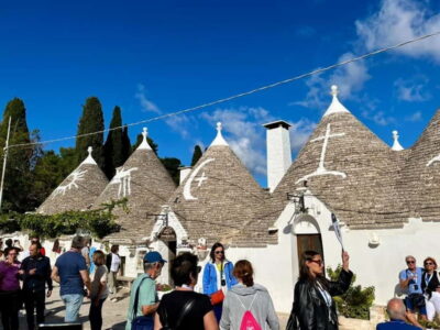 Alberobello & Matera: Guided Tour with Tasting, from Bari - Alberobello’s trulli: where the guide gives you context fast
