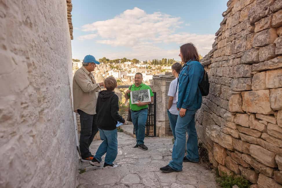Alberobello: Walking Tour among Trulli Houses with a Local - Aia Piccola: Seeing Trulli Where People Live