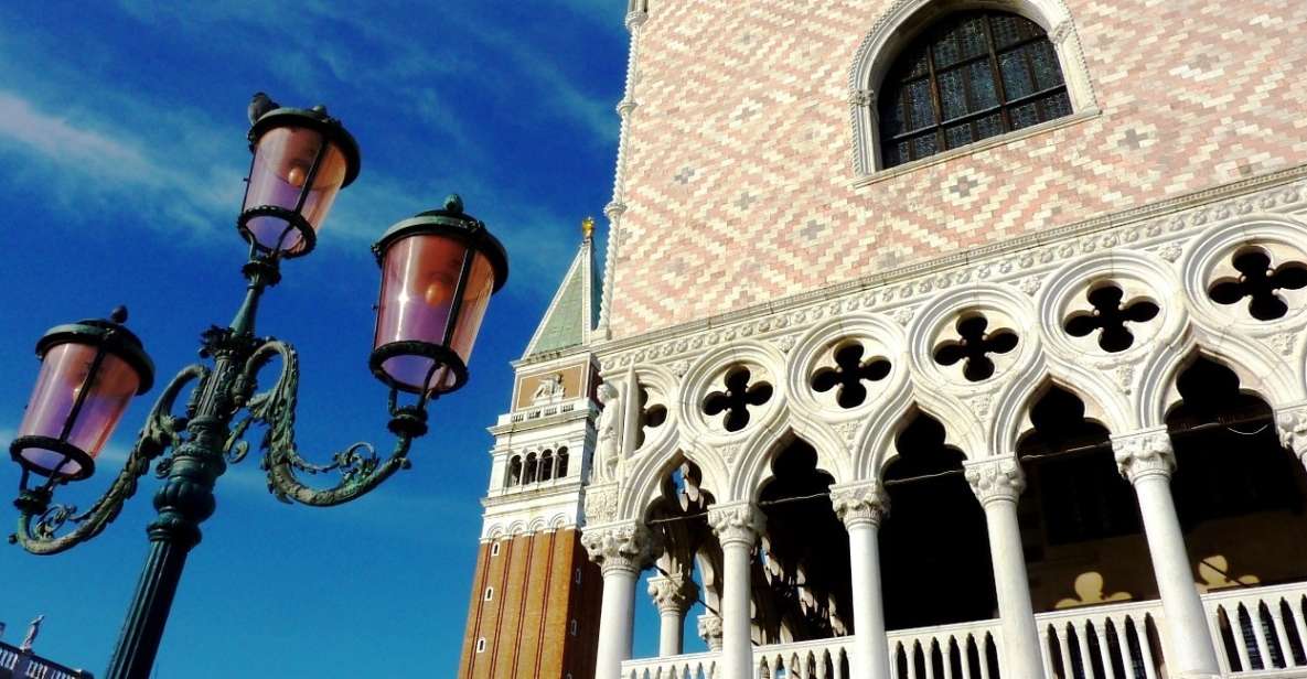 All-Inclusive Tour: Doge Palace, St Mark's Basilica & Square - Stop 1: St Mark’s Square and the canal-side orientation