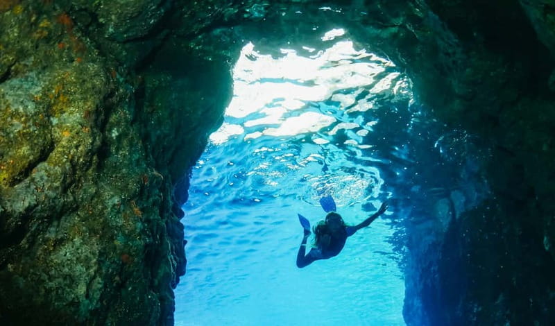 Amalfi Coast: Boat and Snorkeling Tour with Fruit & Drinks - Furore Fjord and Praiano caves: real views, not a museum stop