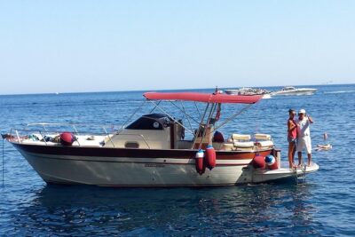 Amalfi Coast Boat Tour from Sorrento with Positano Visit - Sailing past Nerano toward Li Galli Island