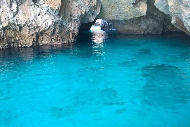 Amalfi Coast Boat tour Small Group - What’s included on board: drinks, snacks, restroom, and that final surprise