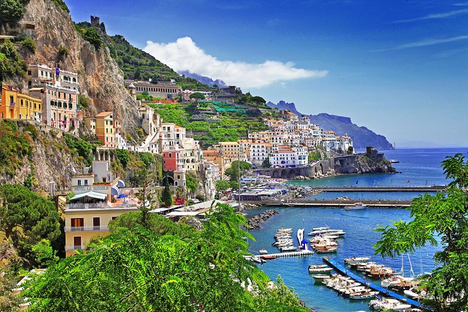 Amalfi Coast in Full Private Tour - Stop 1: Positano’s Cliffside Lanes and Spiaggia Grande