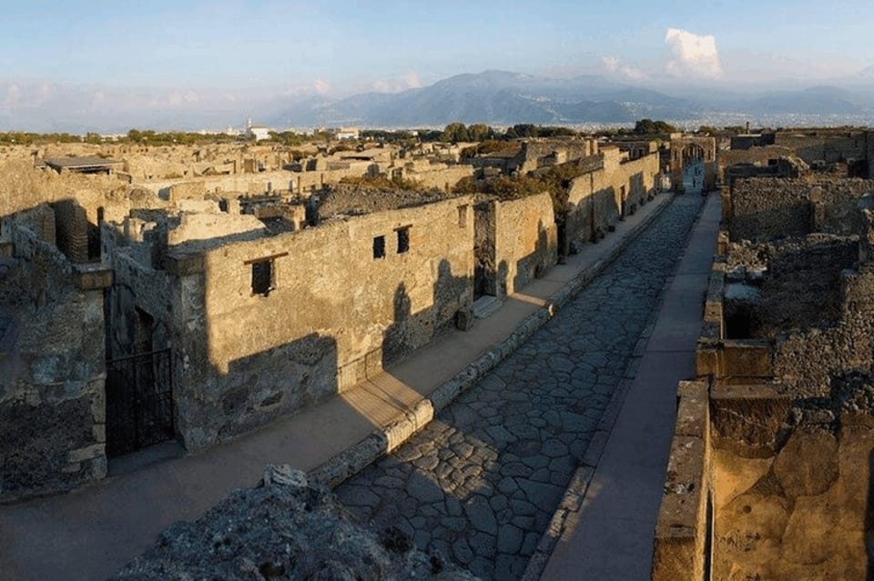 Amalfi Coast: Pompeii Guided Tour with Skip-the-Line Entry - Skip-the-Line Entry: What It Saves You (and What It Doesn’t)
