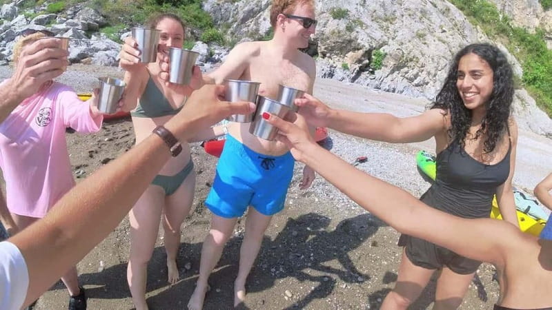 Amalfi: Kayak/Snorkel Tour to Pandora Cave with Lemon Spritz - Equipment and comfort details that matter more than you think
