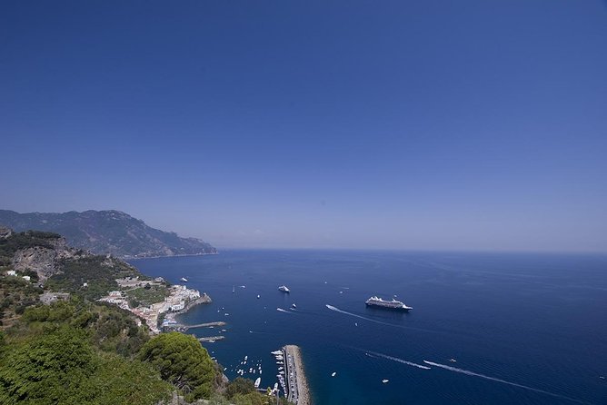 Amalfi Ravello Positano Tour - Amalfi town: dramatic cliffs and medieval trade roots
