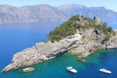 Amalfi to Capri Private Boat Tour - From Darsena Pier to Li Galli: the calm start and the Sirens stop