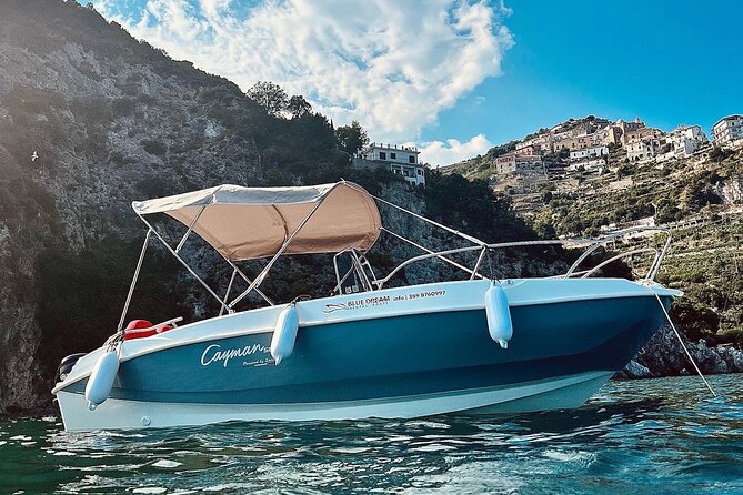 Amalfitan coast boat rent no license or with professional skipper - Key highlights at a glance