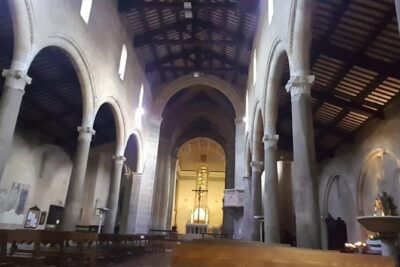Assisi and Orvieto from Rome: Enjoy a Full-Day Small-Group Tour - Assisi Stop 2: Santa Chiara’s Church and the Francis/Clare Connection