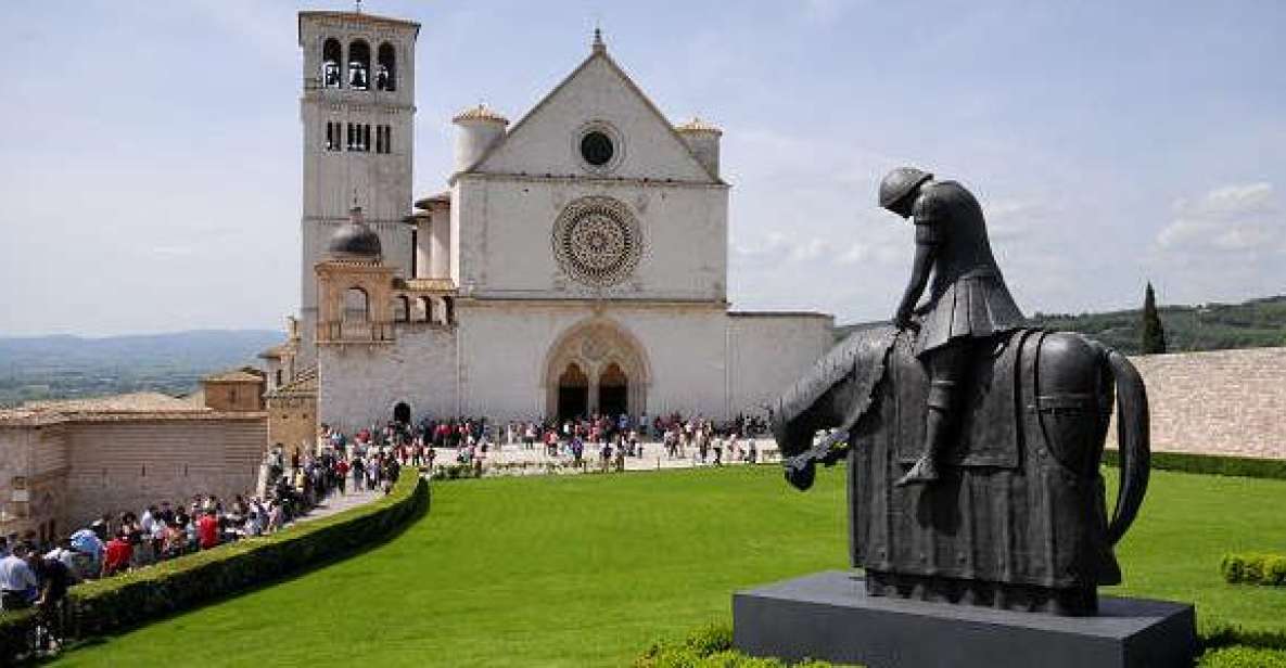 Assisi: Private Walking Tour with St. Francis Basilica - Key things I’d zero in on