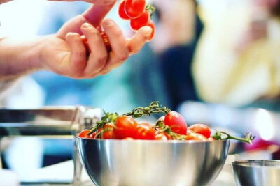 Authentic Pasta Class in Florence - Wine, dessert timing, and the sit-down feast