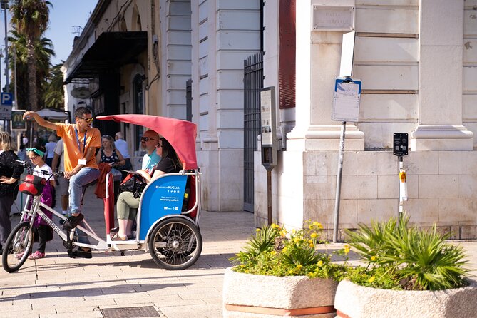 Bari Rickshaw Tour - Ice cream or focaccia: the tasting that actually fits the pacing