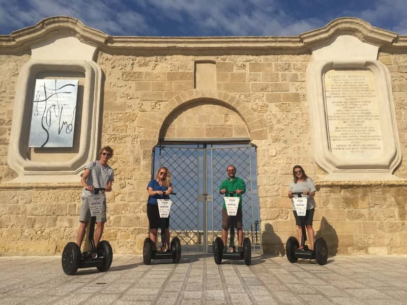 Bari: Sightseeing Segway Tour - Small-group experience: what it means for your ride