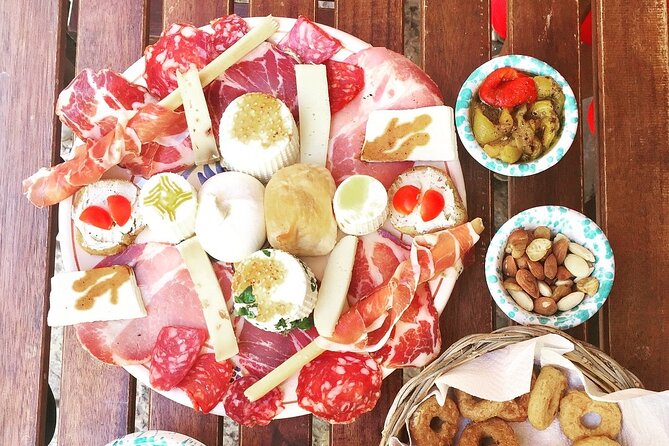 Bari Street Food Bike Tour - Piazza Mercantile: Bari’s Meeting Square in Mini