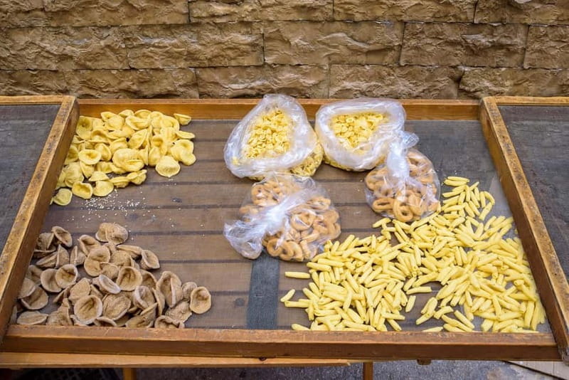 Bari: The Ultimate Street Food Tour with a Local - Lunch time: two meal-style stops that actually feel like food, not just snacks