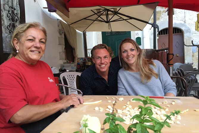 Bari Walking Tour with Pasta Experience - Basilica San Nicola: Why This Church Pulls Visitors From Everywhere