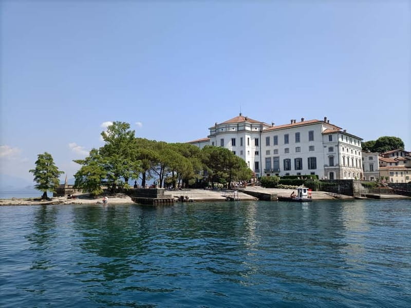 Baveno: Hop-On Hop-Off Boat Tour to 3 Borromean Islands - Lake Maggiore hop-on hop-off: how the sailing day works