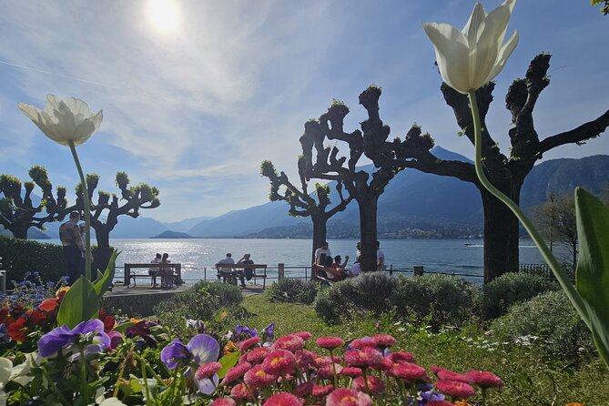 Bellagio & Varenna Full-day Tour on Lake Como by private boat - Back to Como: a quieter ride that turns into a scenic closer