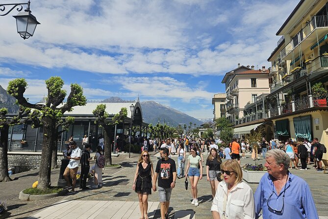 Bellagio & Varenna Full-day Tour on Lake Como by private boat - The 90-minute cruise on Lake Como: history from the water, not from a brochure
