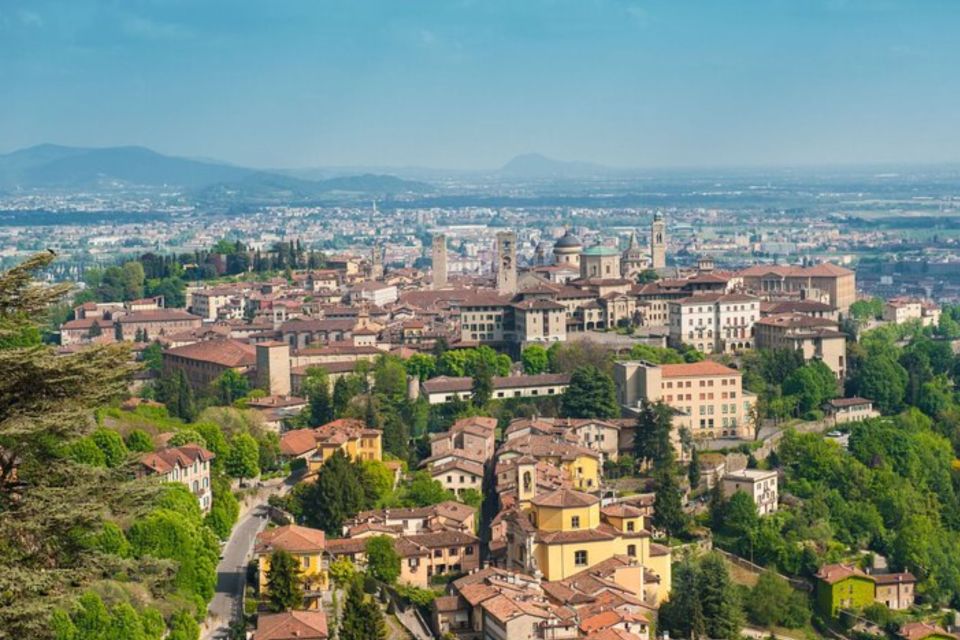 Bergamo: Private custom tour with a local guide - Why Bergamo feels easier with a guide