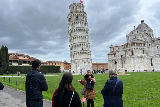 Best of Pisa: Small Group Tour with Admission Tickets - Piazza dei Miracoli: The Square That’s Actually the Main Event