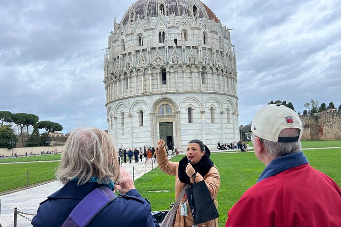 Best of Pisa: Small Group Tour with Admission Tickets - Meeting at Fontana dei Putti: The One Place You Don’t Want to Miss