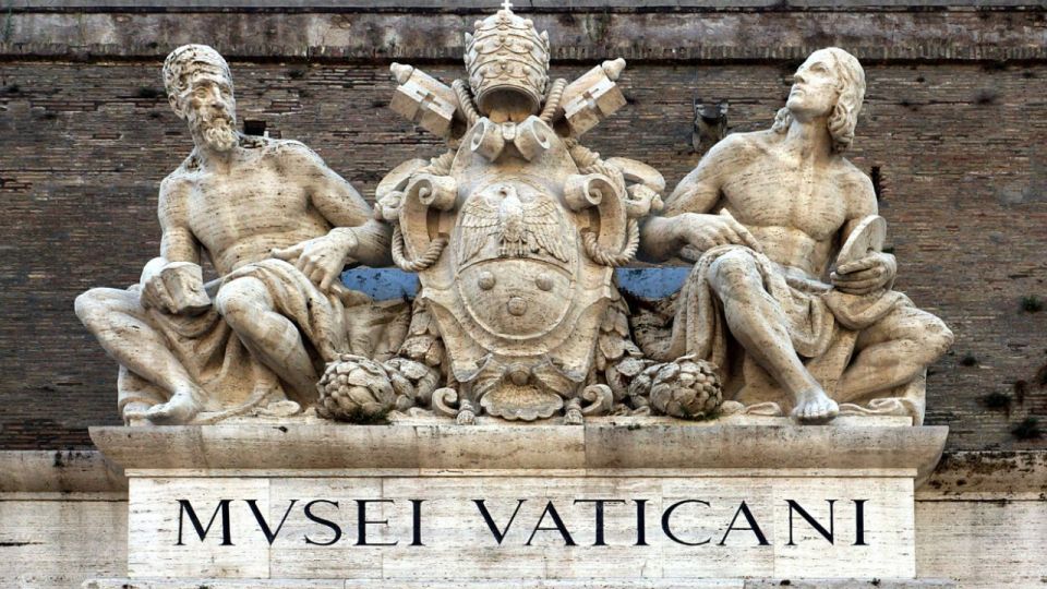 Best of the Vatican: Fast Track Highlights - Accessibility and Comfort: What You Can’t Bring, and What You Should Plan For