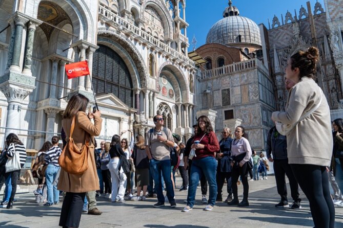 Best Of Venice: Saint Mark's Basilica, Doges Palace with Guide and Gondola Ride - Group size, timing, and your best chance to enjoy it