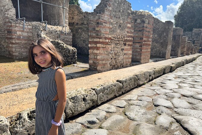 Best Pompeii Private Tour from Naples Port or Hotel Pick Up - Naples After Pompeii: How to Use 1 Hour 10 Minutes