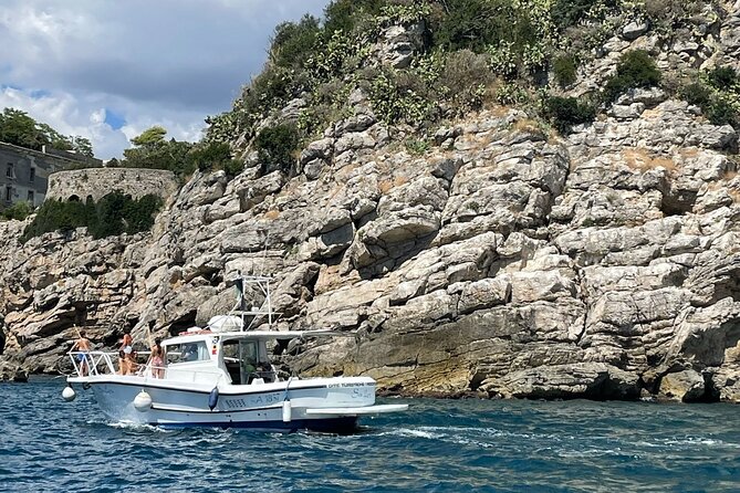 Boat excursion to Gaeta with a stop for swimming and snorkeling 2 HOURS - A 2-hour Gaeta boat loop: what $30.25 really buys