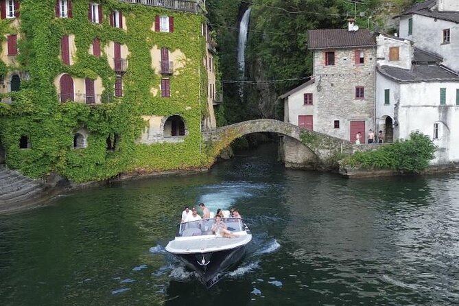 Boat Party on Lake Como - Open Bar - Lenno and Ossuccio: La Cassinella and Villa Balbiano (with optional paid access)
