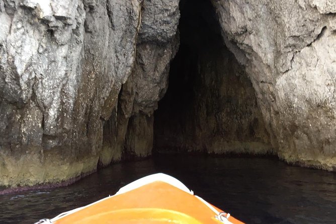 Boat tour of Ortigia Island and sea caves - Sea caves stop: what you’ll see, and when it might change