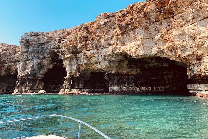 Boat tour of the Polignano a Mare caves with aperitif - The ride plan from Abbey views to Scoglio legends