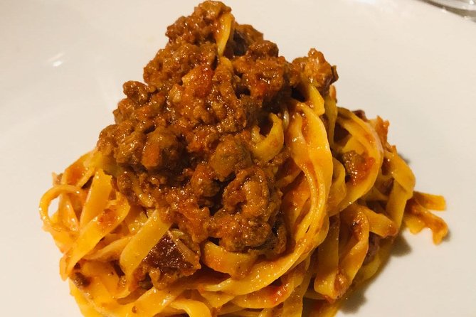 Bologna Food Experience: Factory tours & Family-Style Lunch - Early pickup out of Bologna: how the schedule actually helps you