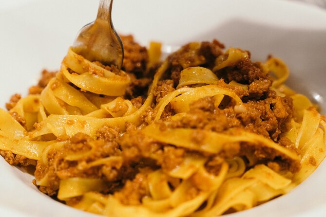 Bologna gastronomic experience with a local - Aperitivo snack and flatbread: learning Bologna’s pre-dinner rhythm