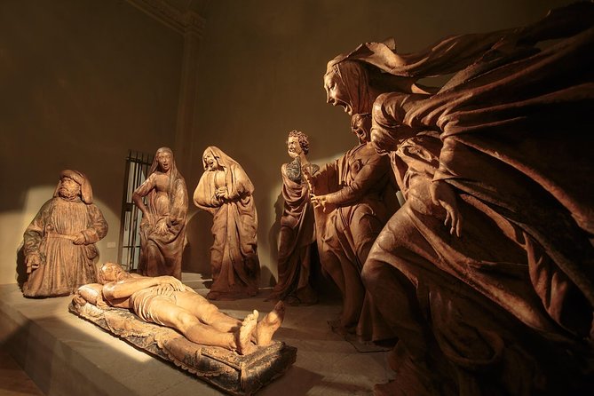 Bologna historical art walking tour with hidden gems and tastings - Where You Start in Piazza Maggiore: Speaking Corners, Neptune, and Old Power