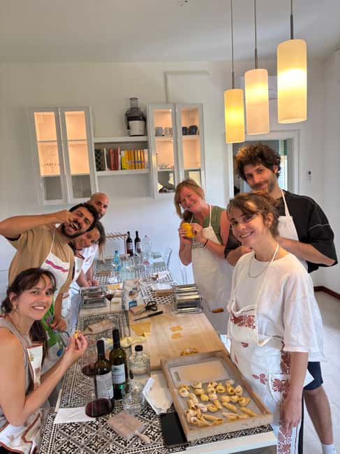 Bologna: In-Home Italian Pasta Making Workshop with Wine - Key Things You’ll Notice Right Away