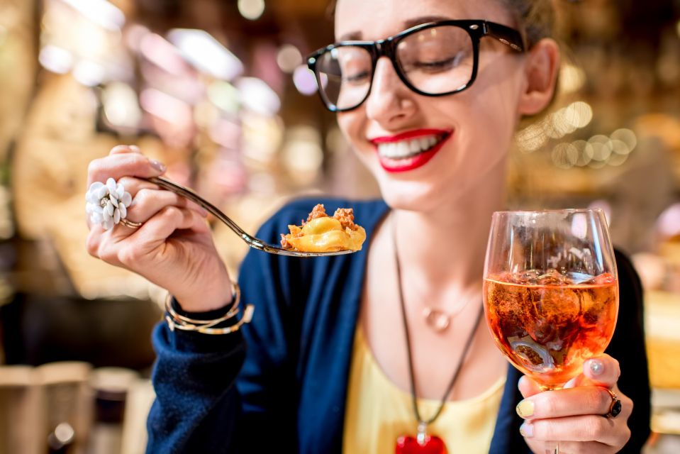 Bologna: Open Bus City Tour and Local Food Tasting - The major sights: what each area gives you (and how to pace it)