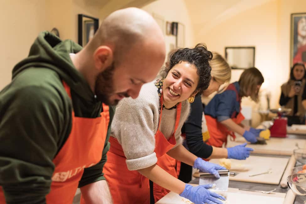 Bologna: Pasta Tagliatelle Ragu Cooking Class with Spritz - Bologna Pasta Class: Tagliatelle, Ragù, and Spritz in One 3-Hour Block