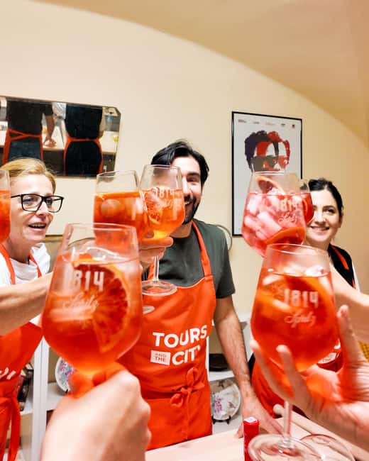 Bologna: Pasta Tagliatelle Ragu Cooking Class with Spritz - Ragù Plate-Up: What You Cook, What You Don’t, and Why