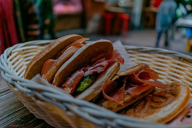 Bologna Private Food Tour with 6 or 10 Tastings - Why this Bologna private food tour works for real eating