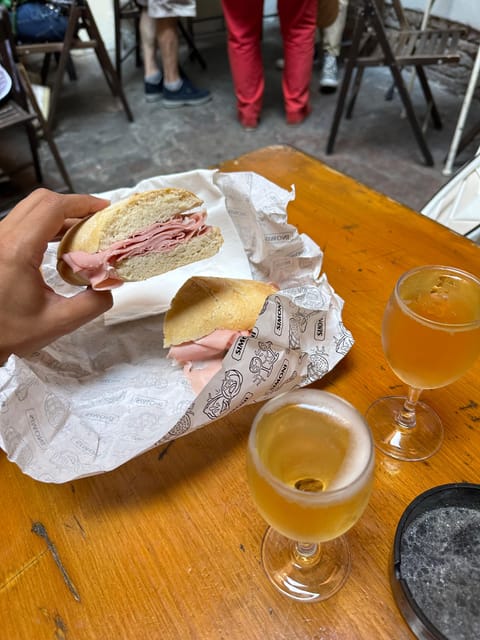 Bologna: Walking Food Tour and Highlights with a Local Guide - Vicolo Ranocchi: where the street snacks and wine show up