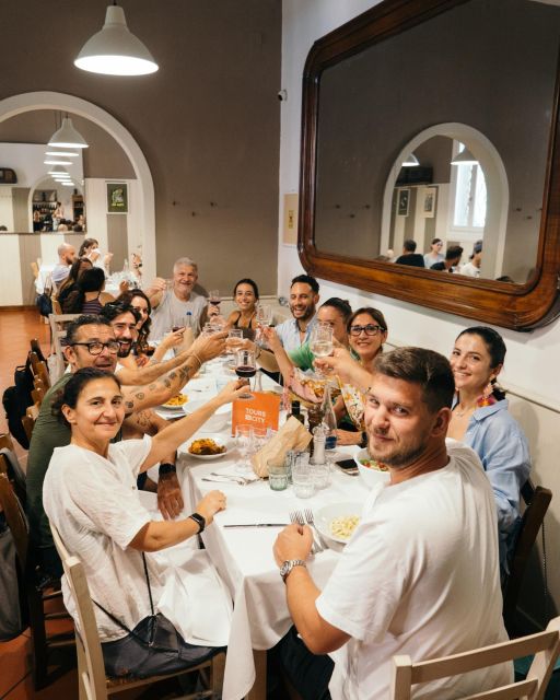 Bologna: Walking Food Tour with a Local Guide - Starting at Fontana del Nettuno and finishing near the Two Towers